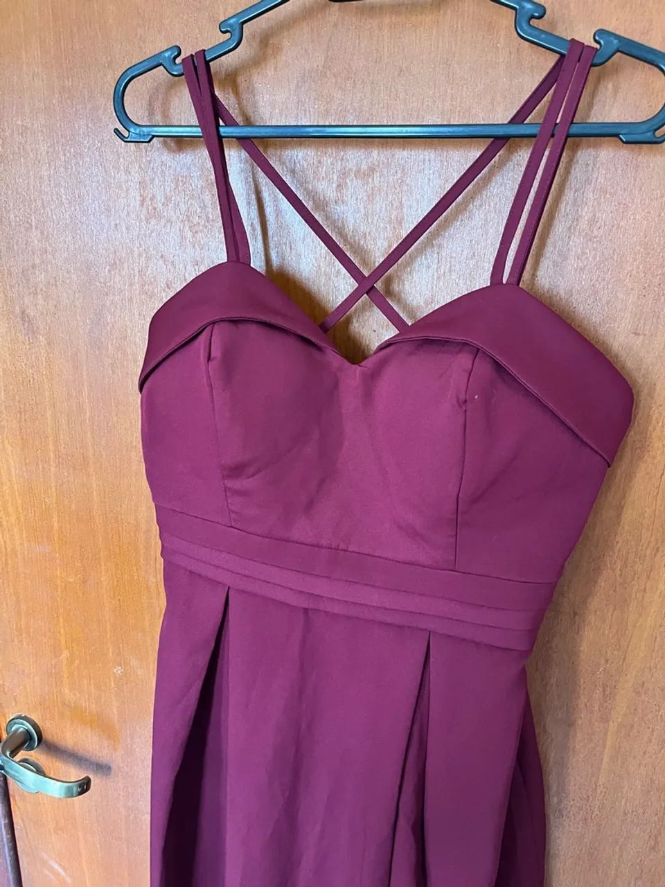VESTIDO DE MADRINHA DE CASAMENTO - BORDÔ - Foto 5