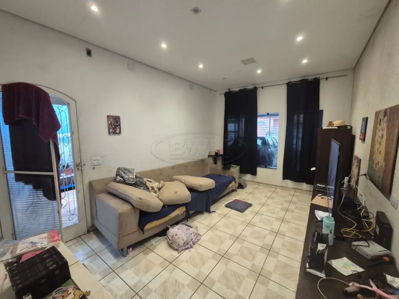 CASA TÉRREA À VENDA - EXCELENTE LOCALIZAÇÃO - Foto 2