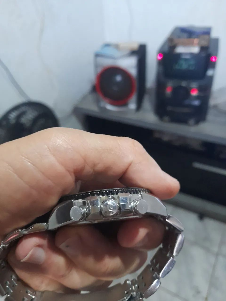 Vendo um relógio casio cronógrafo funcionando perfeitamente  - Foto 2