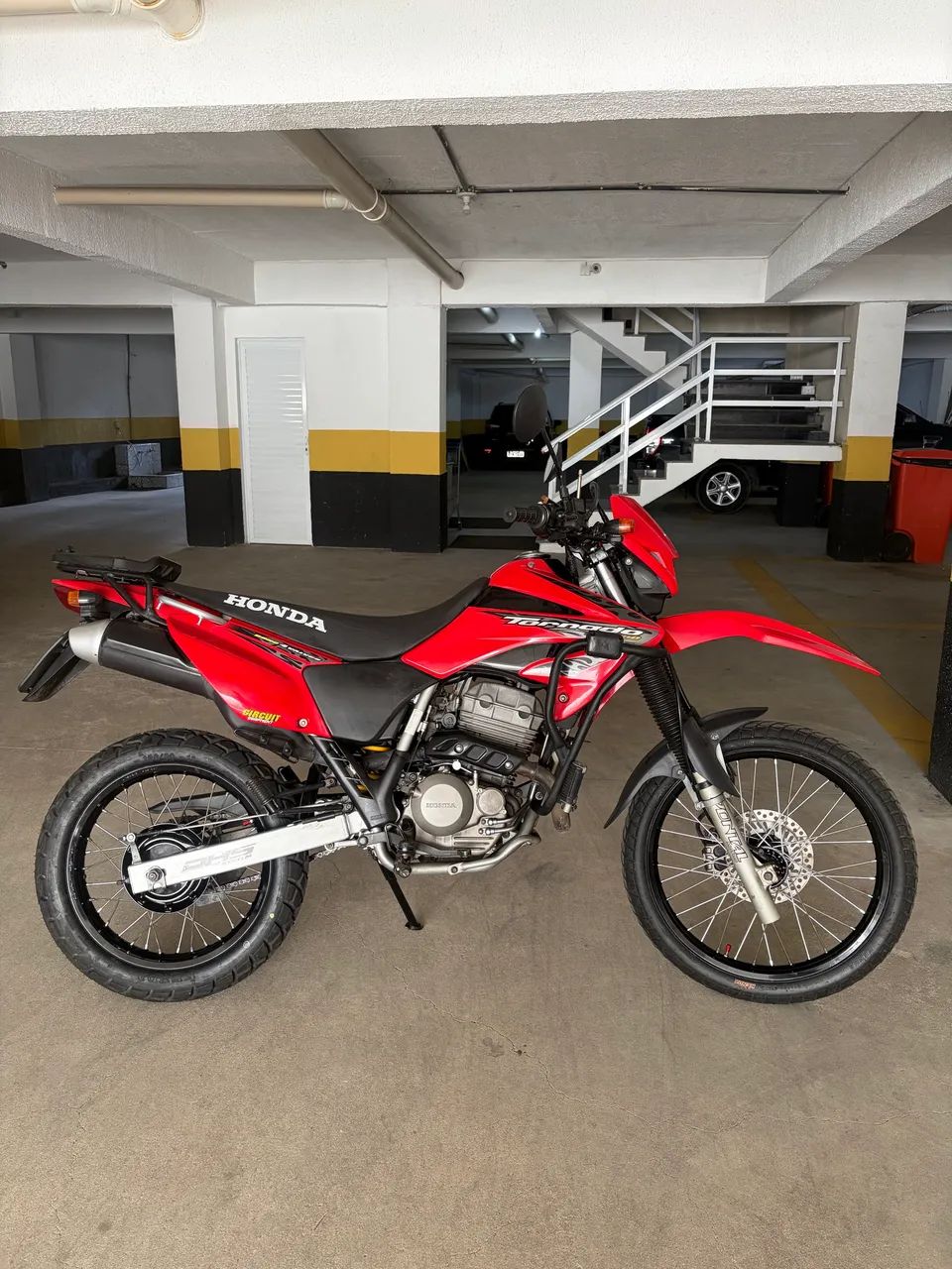 Honda xr tornado  - Foto 2