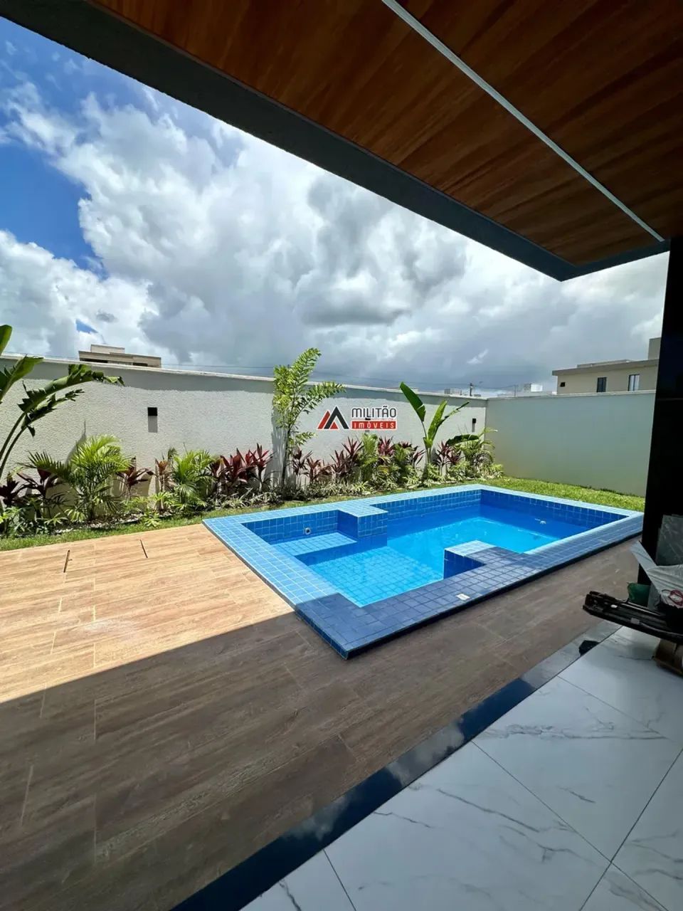 Linda casa para venda 310m2 com 4 suítes e piscina na Cidade Alpha - Eusébio - CE - Foto 3