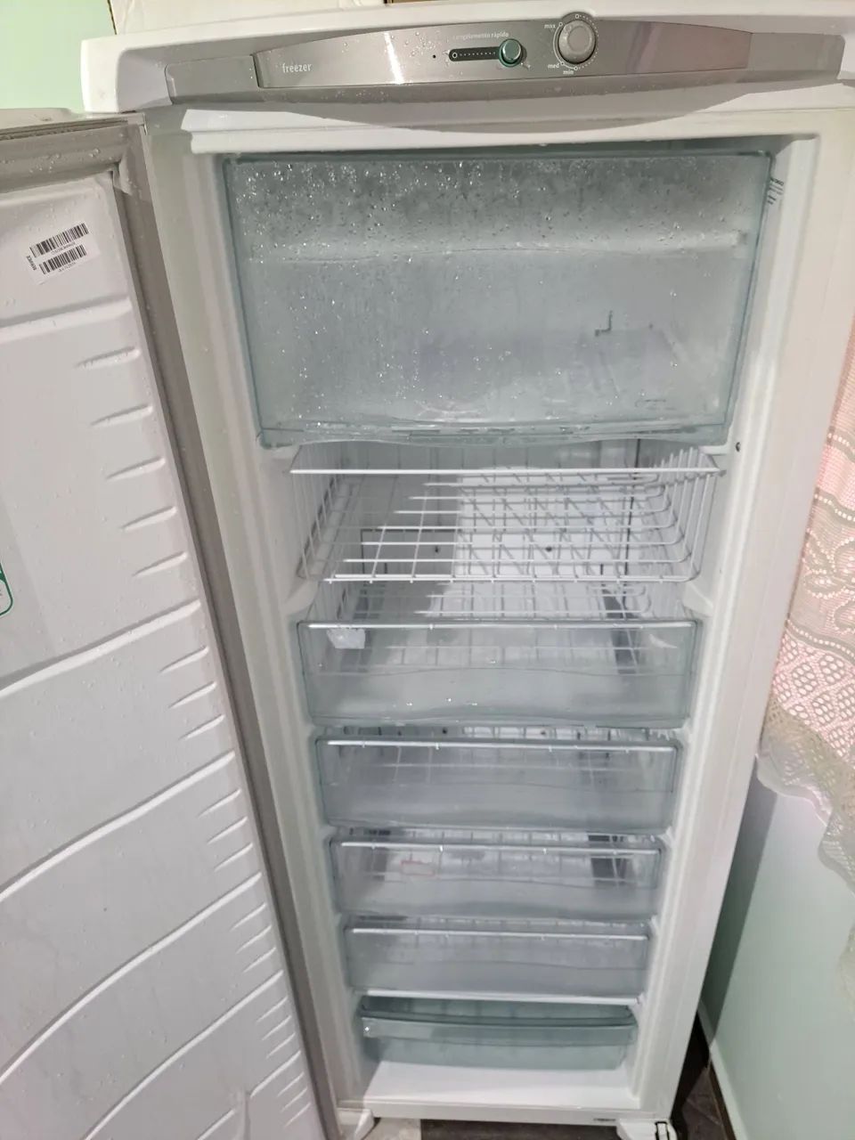 Freezer vertical Consul 254l 