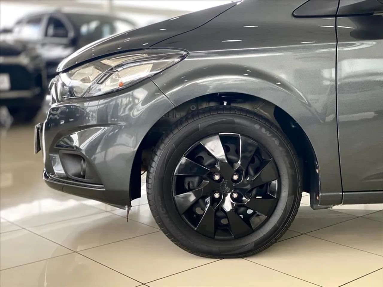 Chevrolet Onix Hatch LT 1.4 8V Flex Mec. 4P 2017 - Foto 3