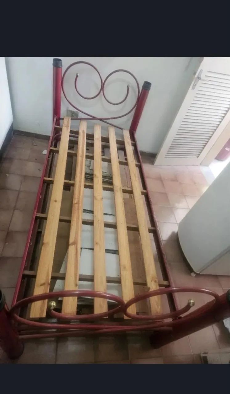 Cama de solteiro 