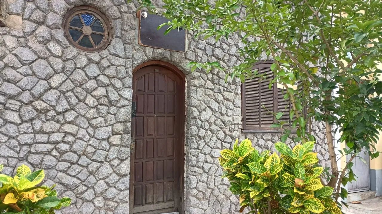VENDO ÓTIMO APARTAMENTO 2 QUARTOS COM SUITE- LOCALIZAÇÃO PREVILEGIADA- Fonseca/Niterói #SI