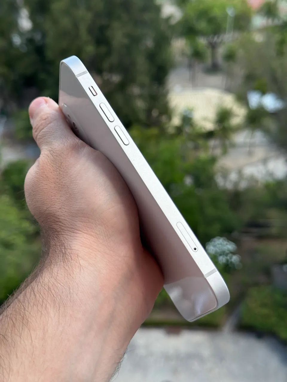 iPhone 12 64gb Branco  - Foto 2