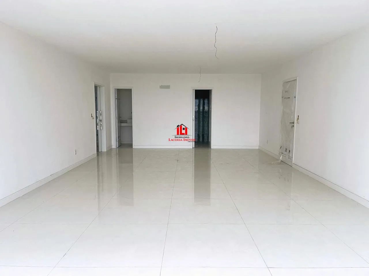 Apartamento no La Maison no Adrianopolis 220m² com 4 Suítes - Foto 3