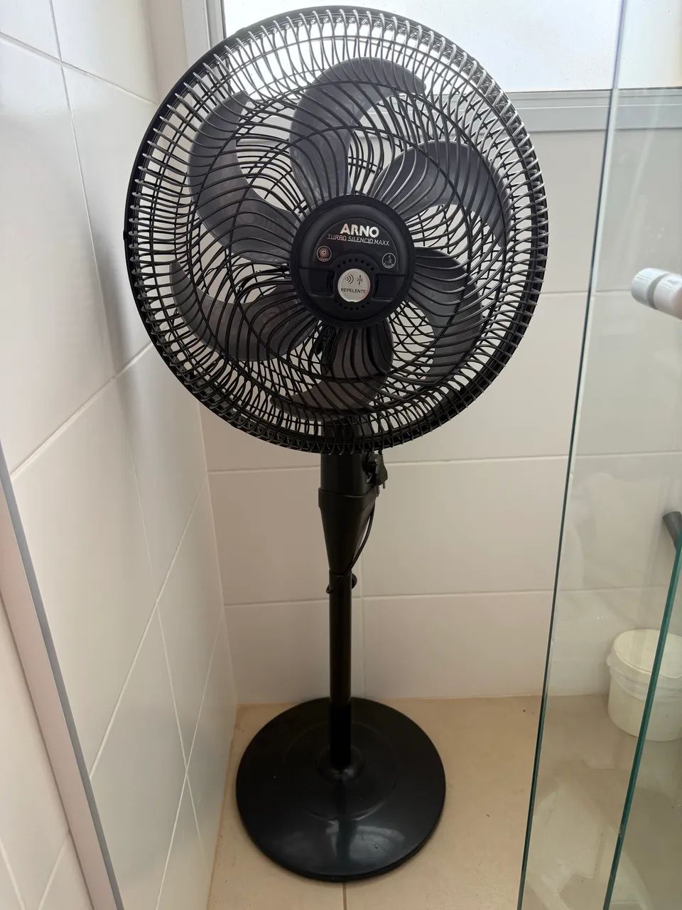 Ventilador Arno Turbo Maxx Repelente 220v