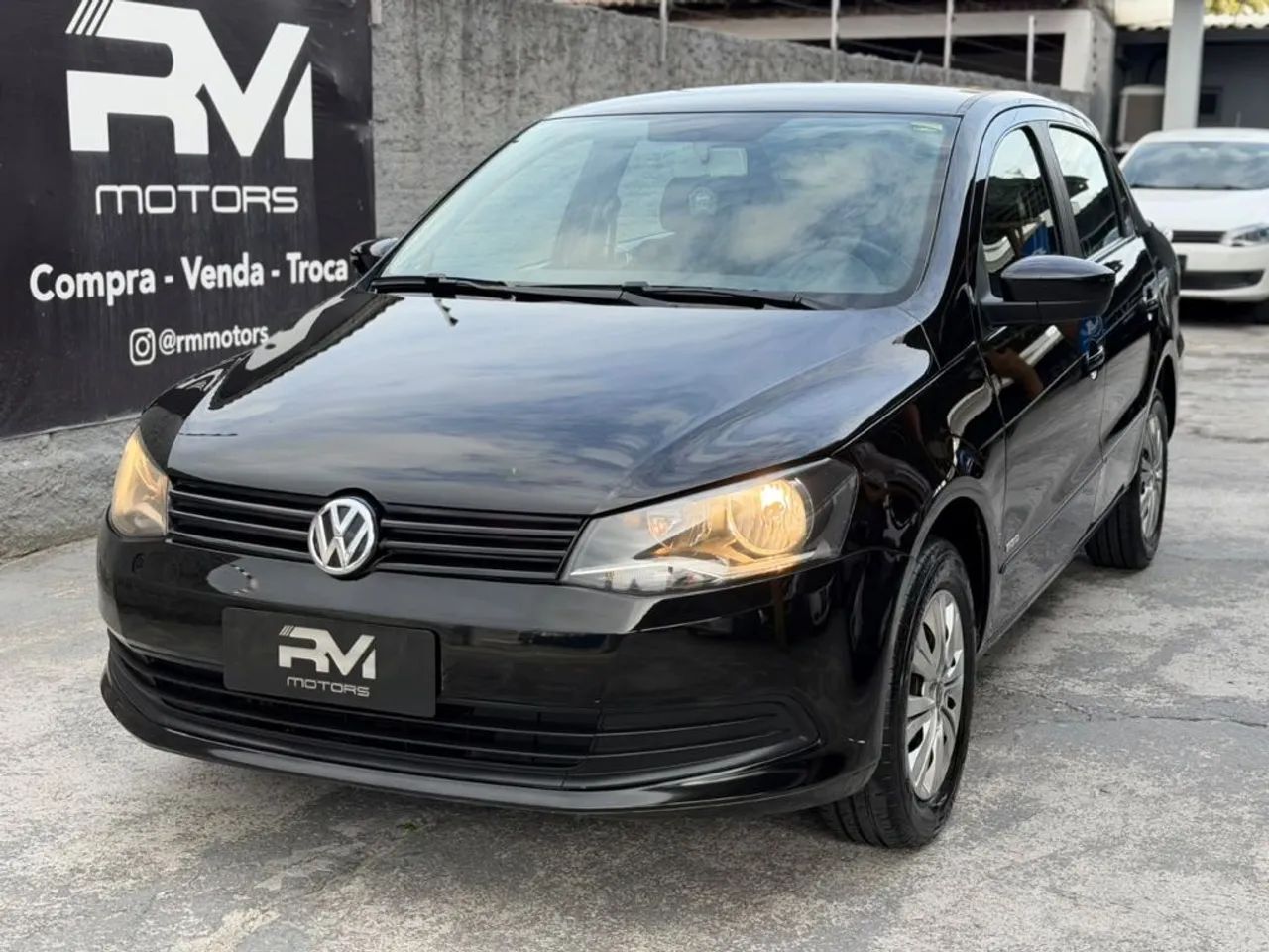 Volkswagen Voyage VOYAGE 1.0/1.0 City Mi Total Flex 8V 4p 2014