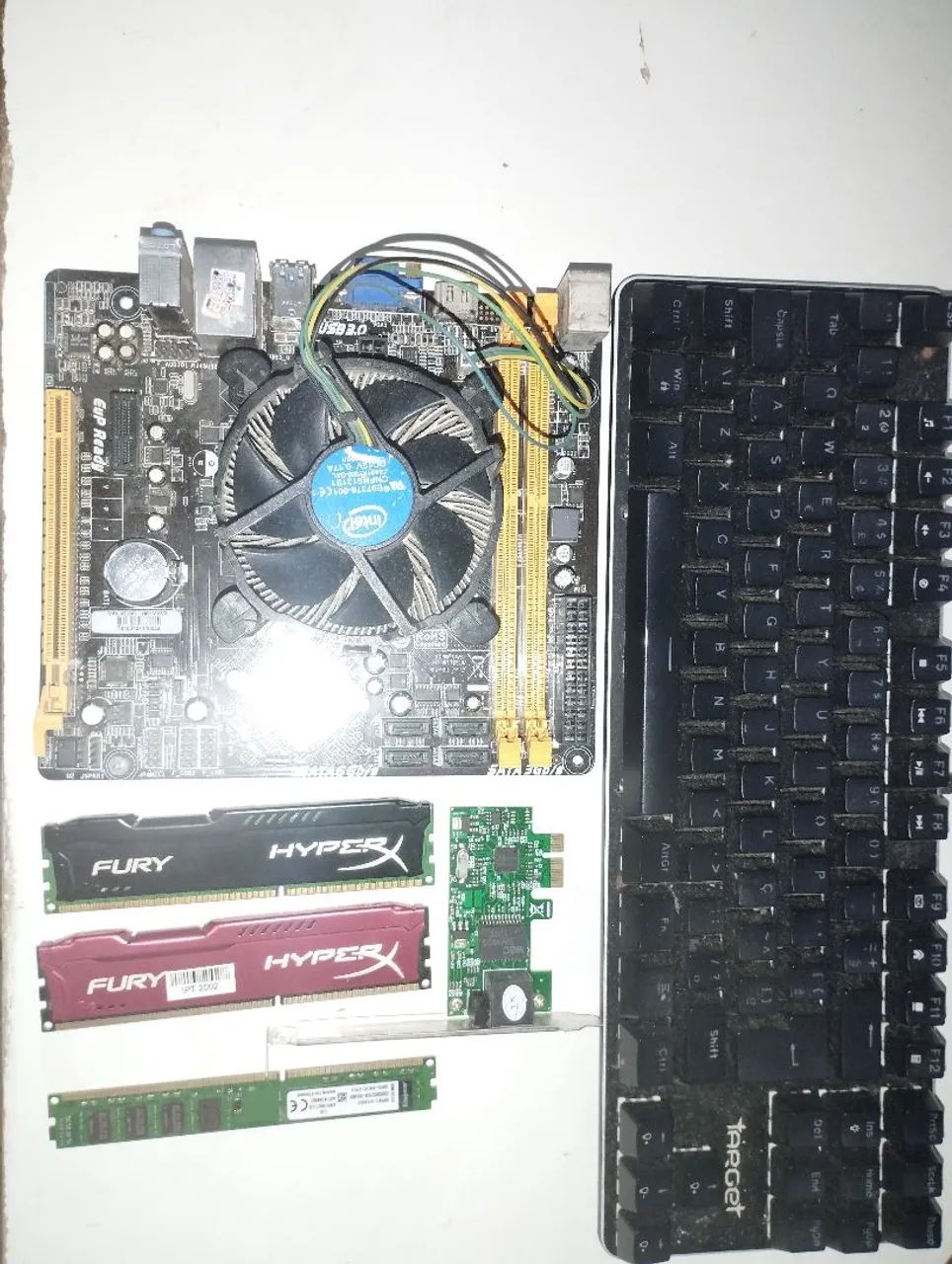 VENDE-SE PEÇAS DE PC