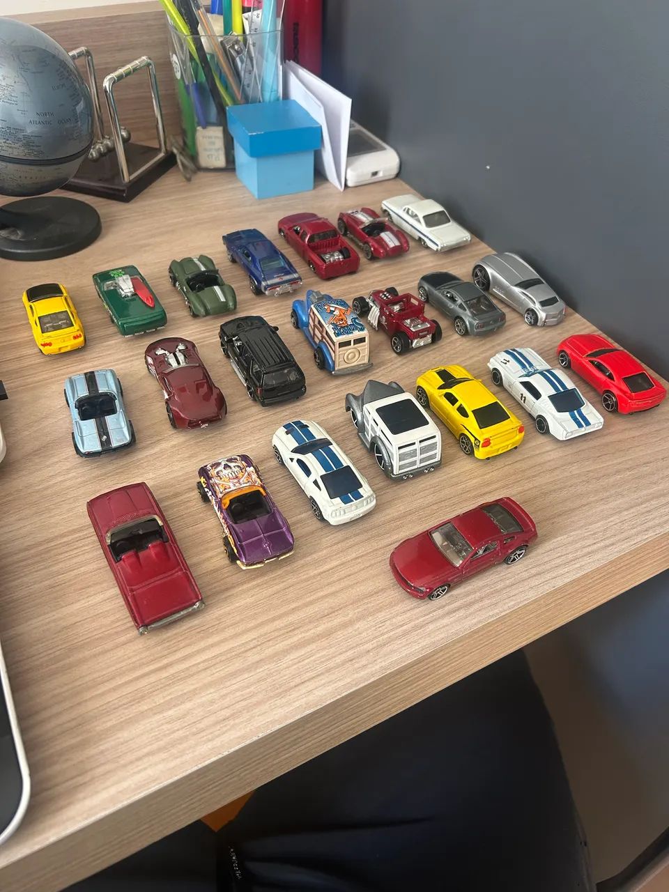 Lote Miniaturas Hot Wheels - Foto 5