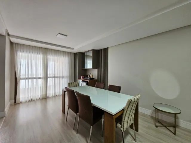 Apartamento no centro, com 03 quartos, 02 vagas, móveis e lazer completo - Foto 5