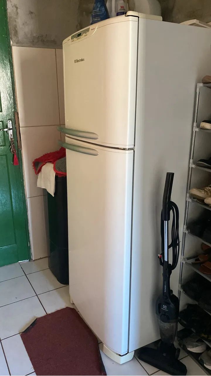 Geladeira Electrolux Duplex ~380L - Funcionando Perfeitamente - Foto 2