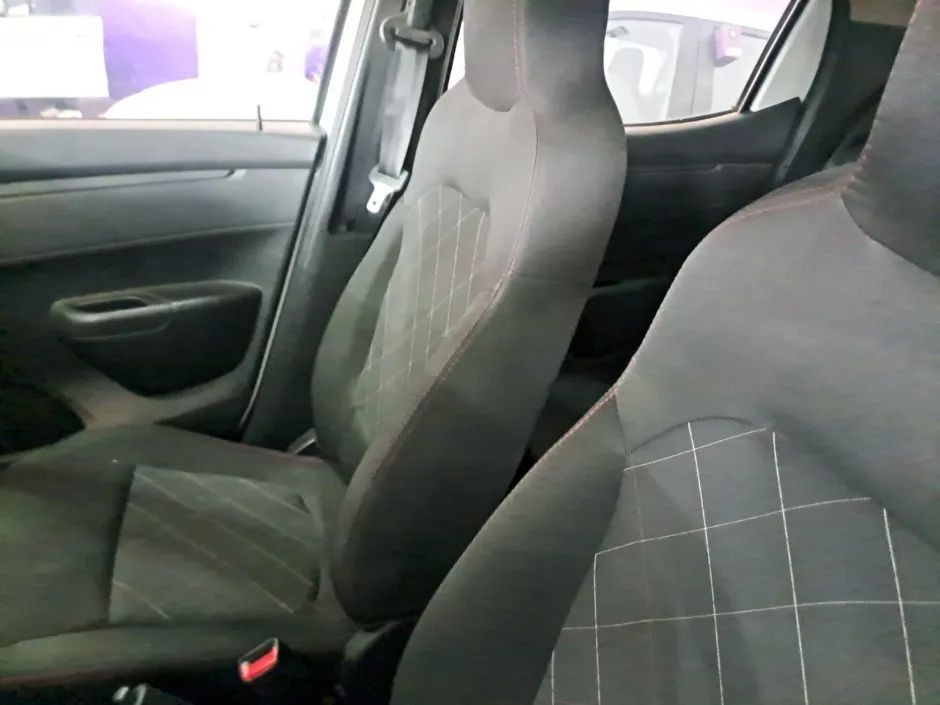 Renault Kwid Zen 1.0 Flex 12V 5p Mec., foto 8 de 8