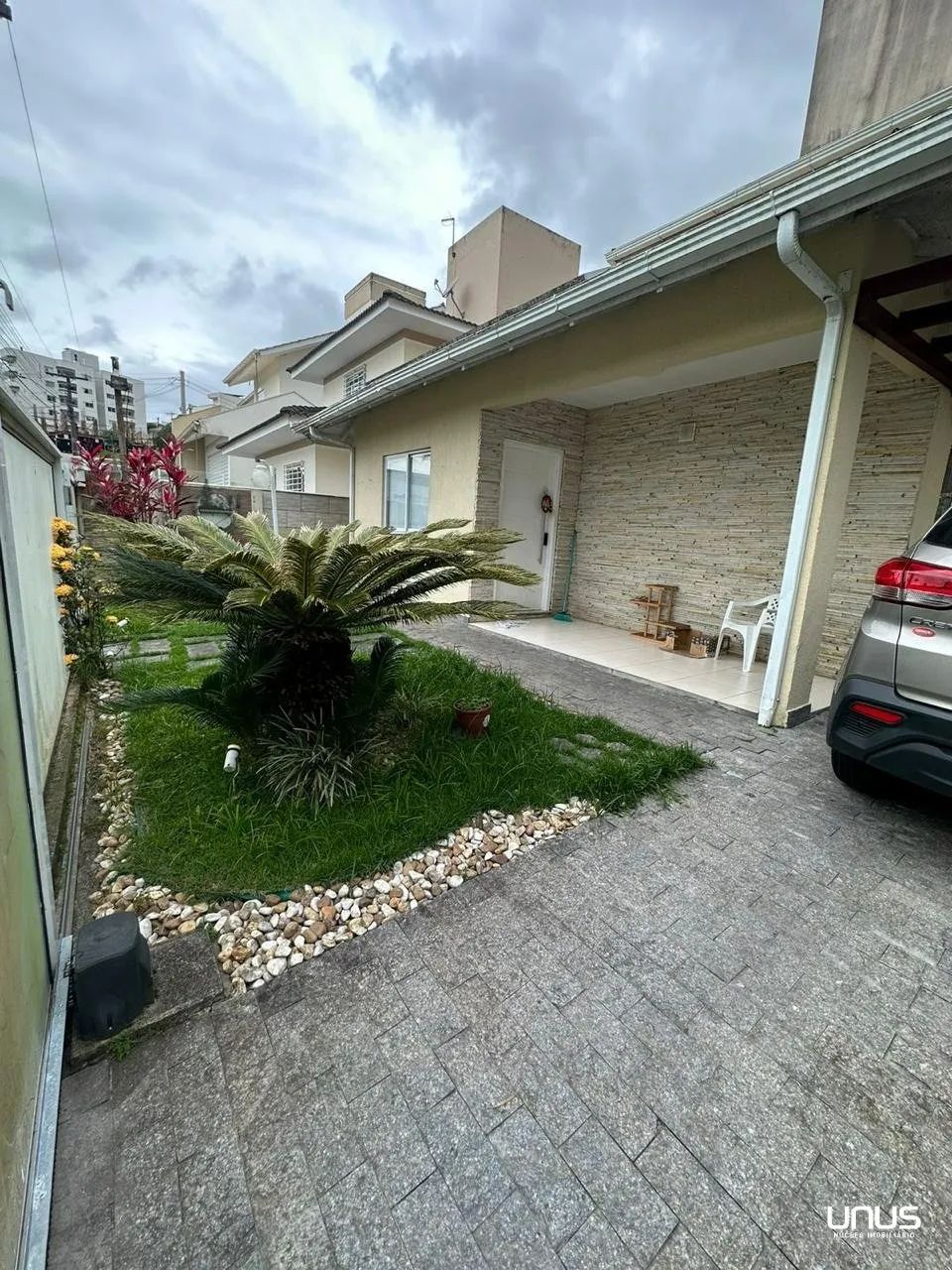 Casa de 5 dormitórios sendo 1 suíte na Pedra Branca - Foto 2