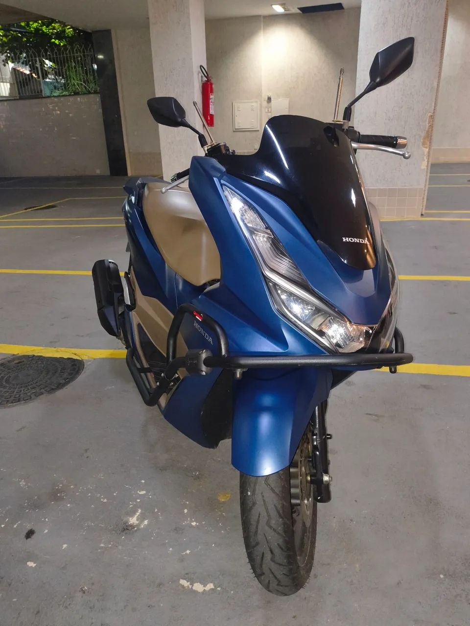 PCX sem detalhes!!!