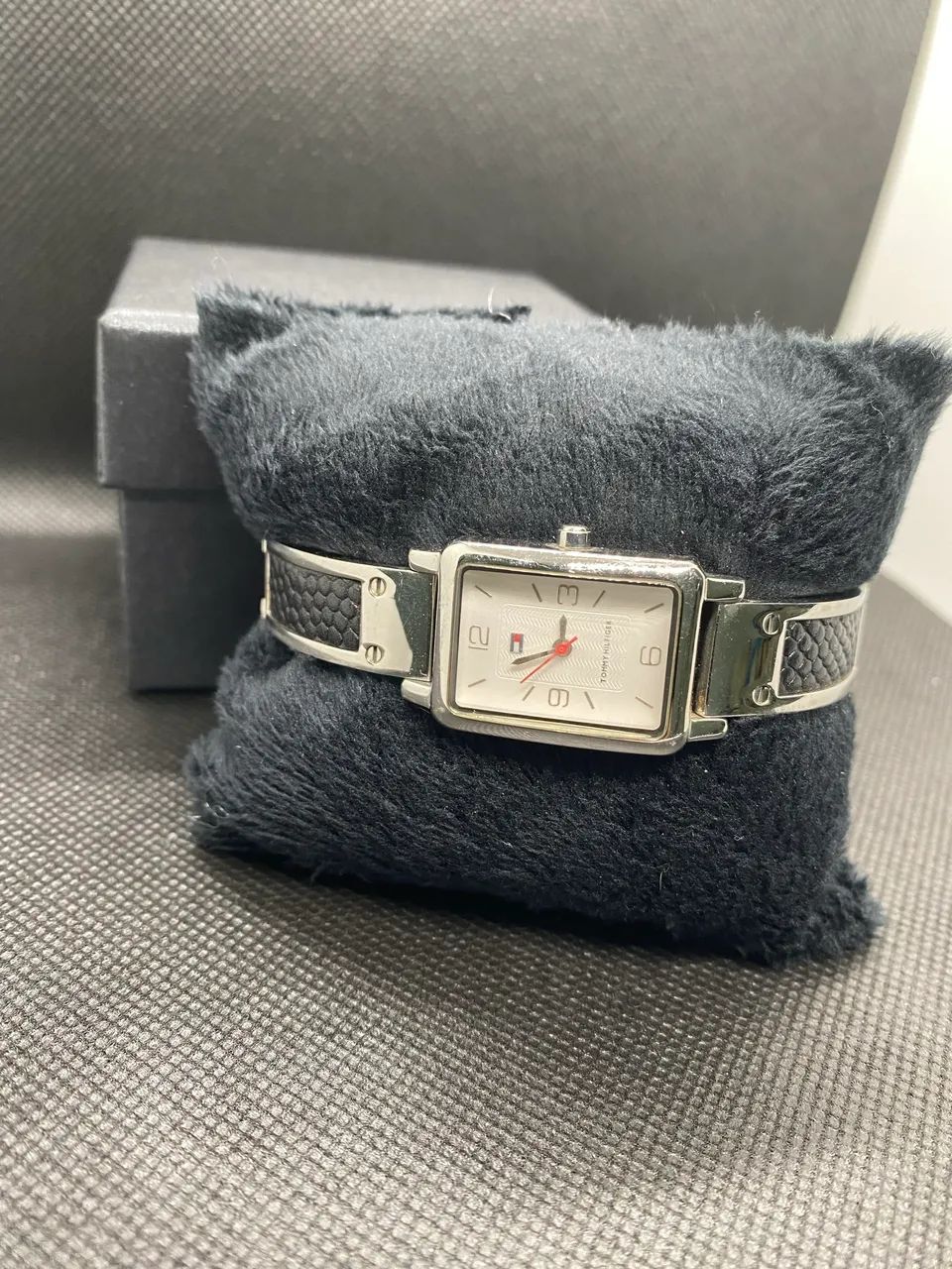 relógio feminino tommy hilfiger prata - Foto 4
