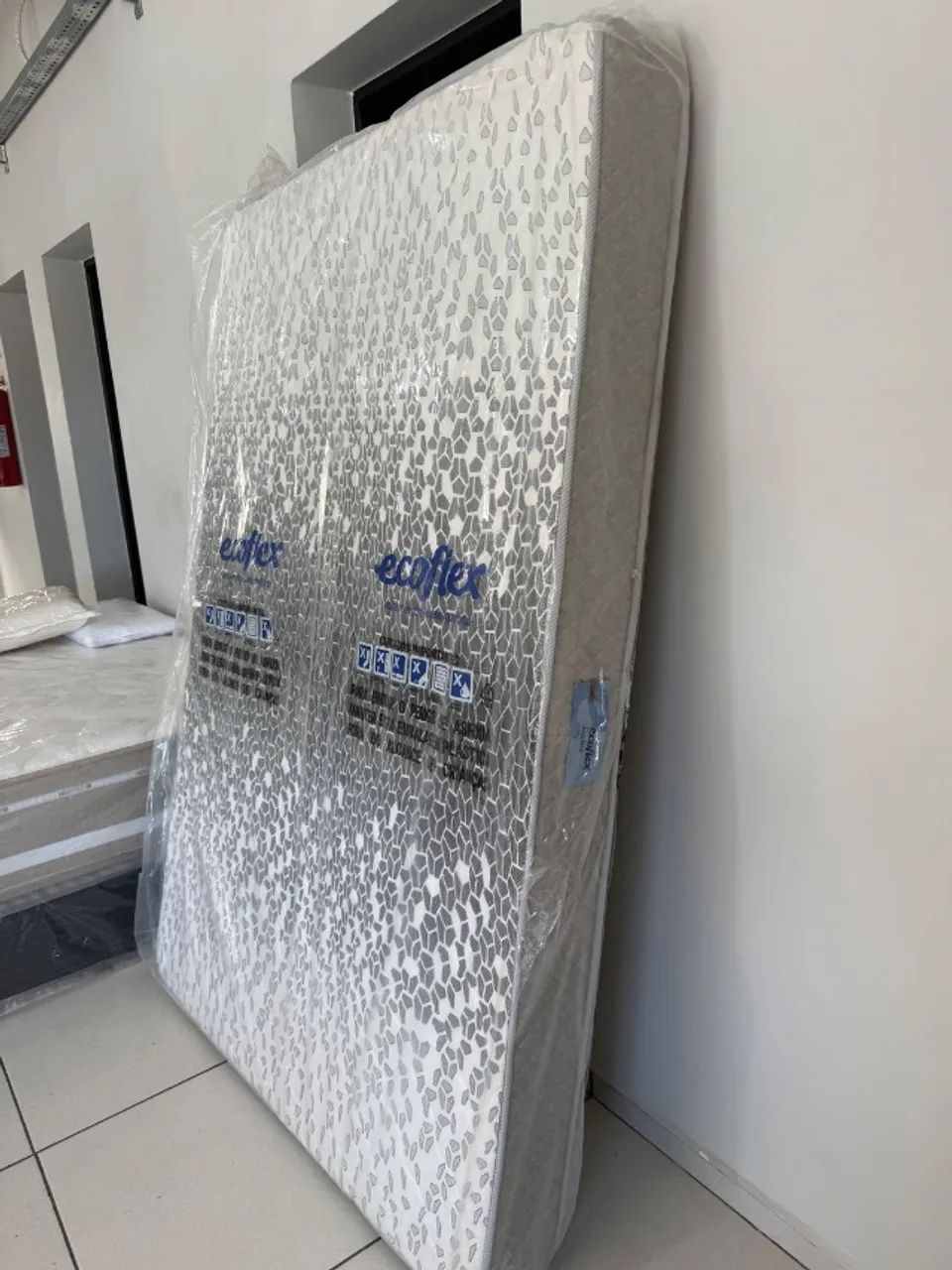 Colchão de espuma d28 viúva 