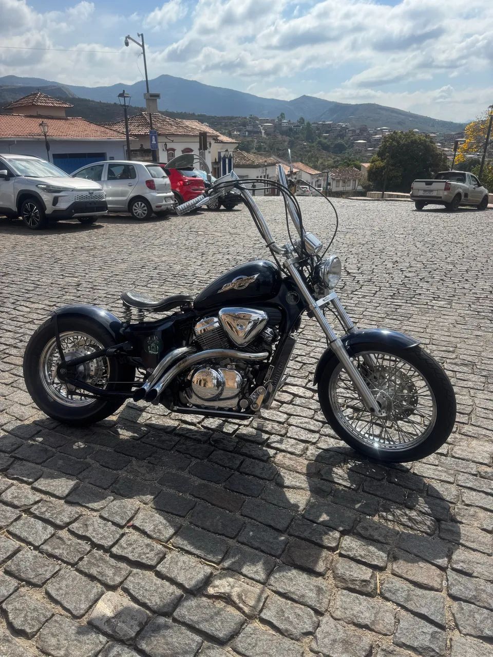 Vende-se shadow 600 impecável 