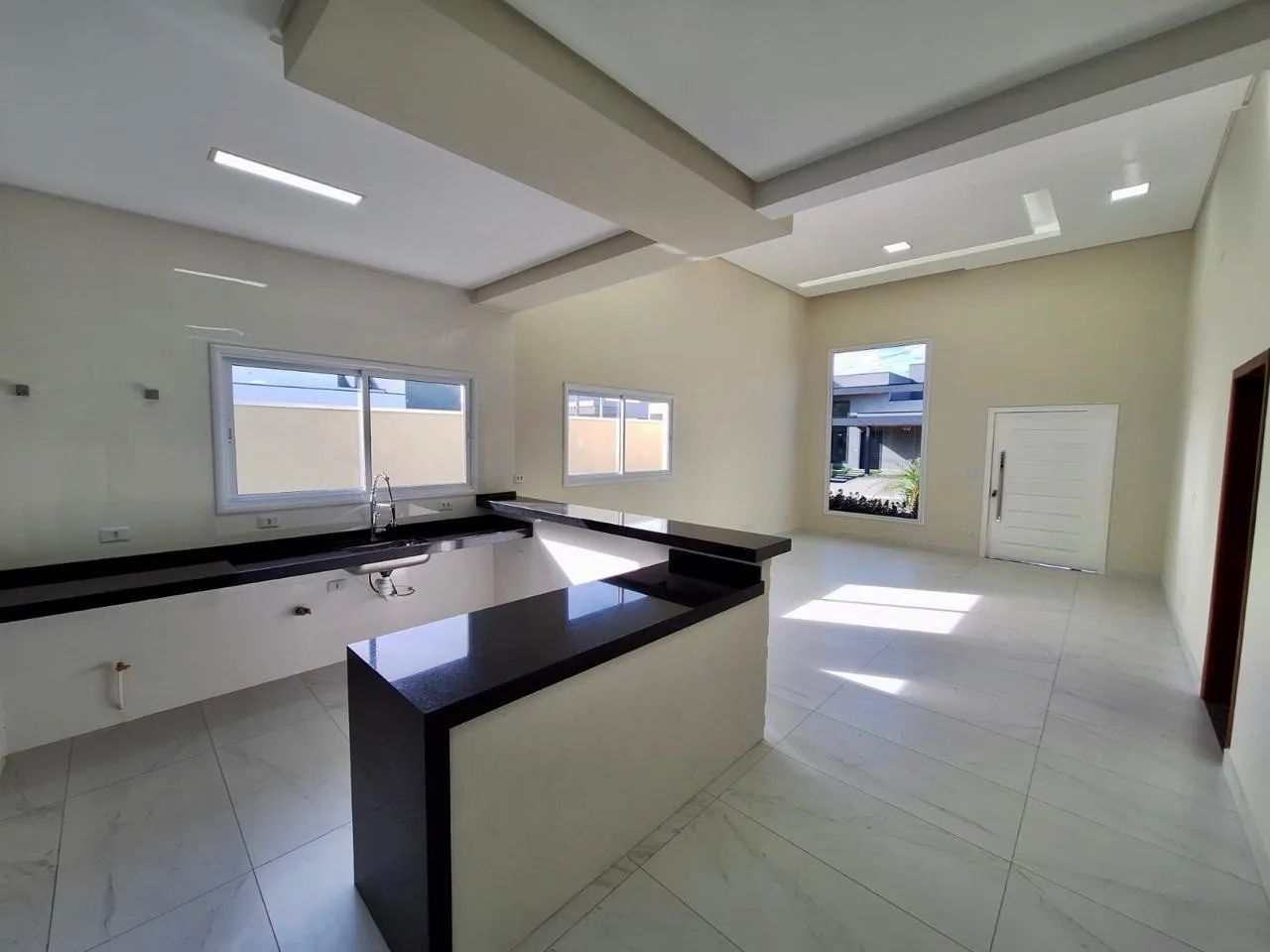 Casa Térrea 3 Quartos Sendo 1 Suíte no Reserva Aruanã - Foto 4
