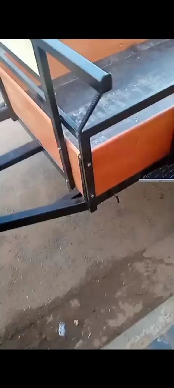 Vendo carretinha nova