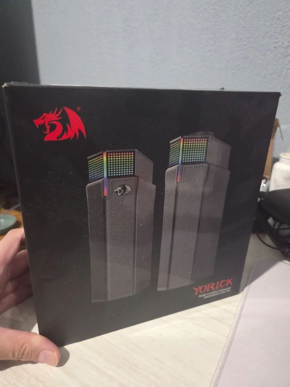 Caixa de som redragon NOVA