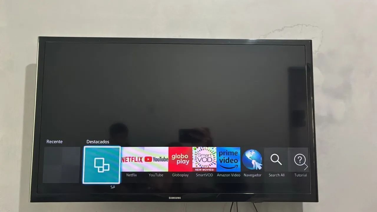 Smart tv Samsung 35 polegadas  - Foto 3