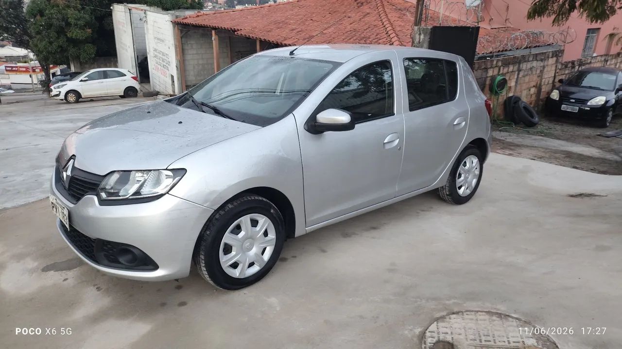Renault Sandero 2015