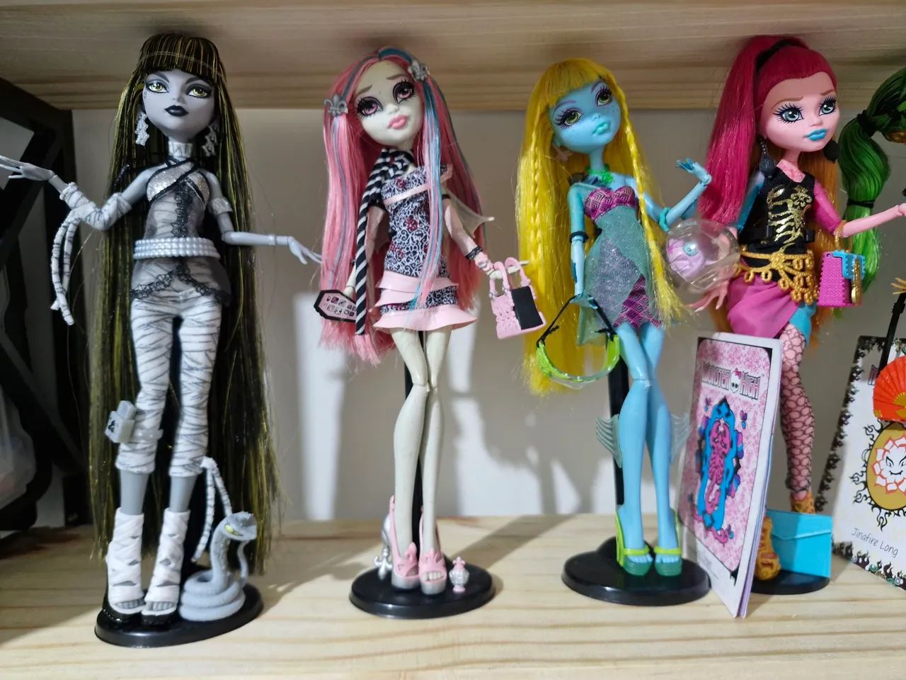 LOTE MONSTER HIGH  - Foto 5
