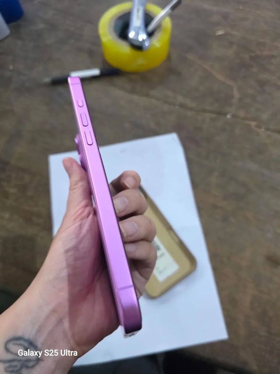 Vende-se iPhone 16 Plus  - Foto 2