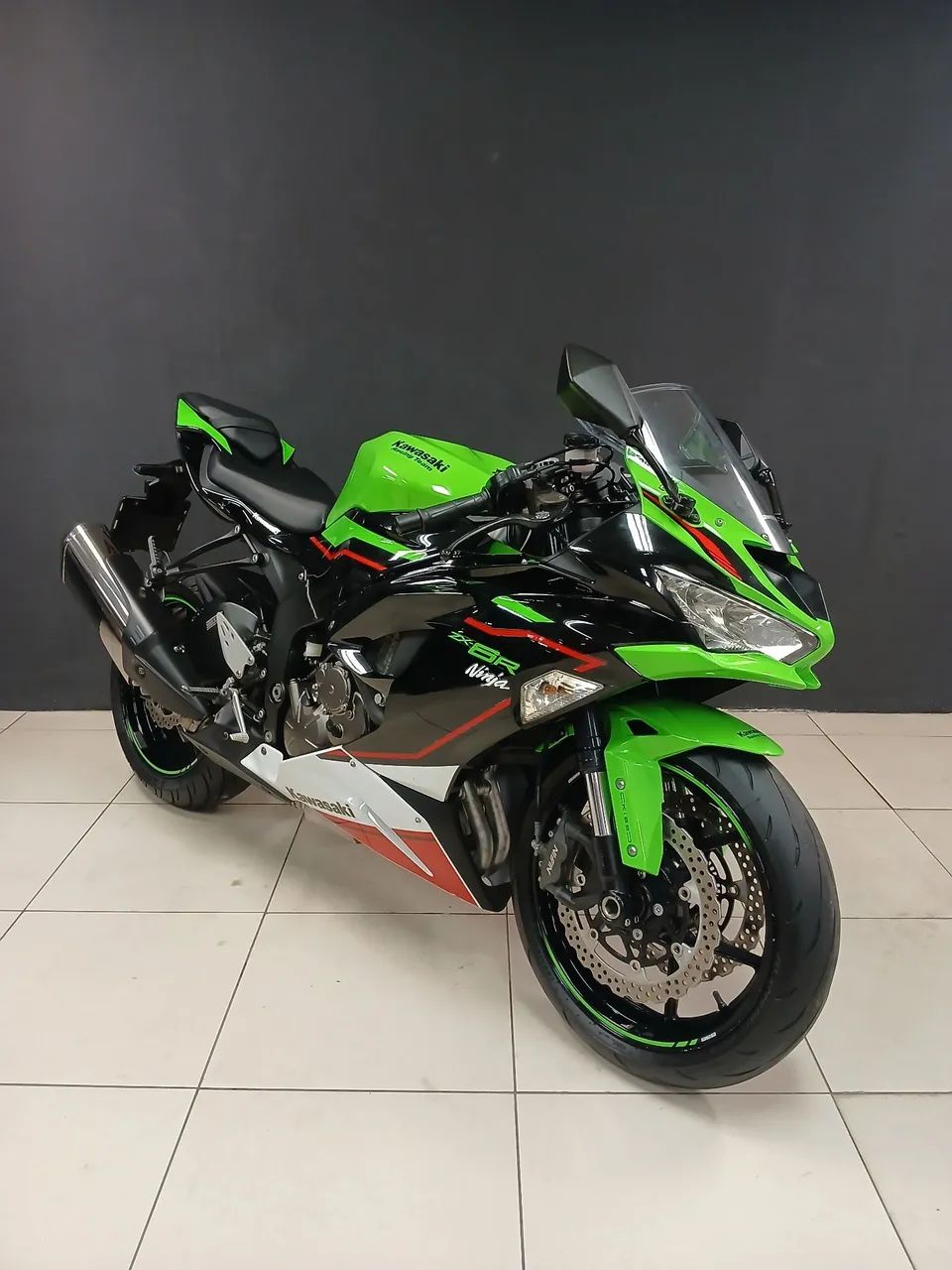 Kawasaki Zx-6r 636cc 2021 - 1493761028 | OLX