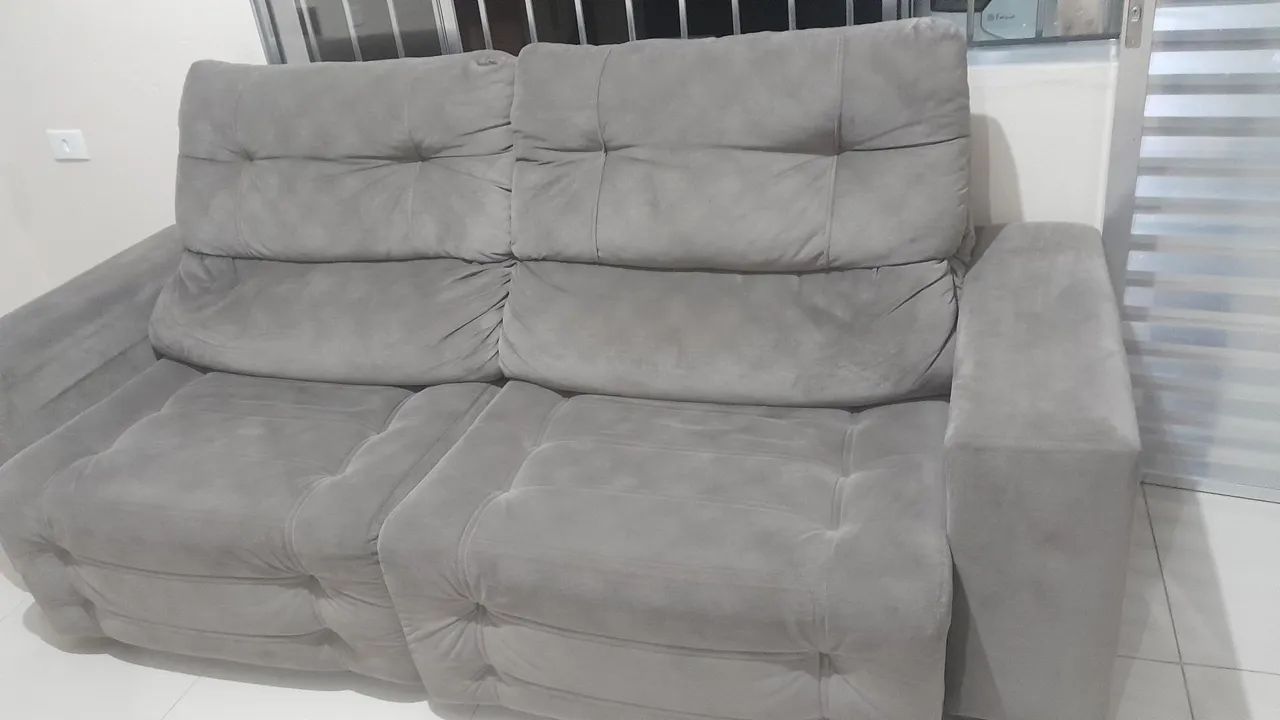 Vende-se sofá retratil 4 lugares  - Foto 5