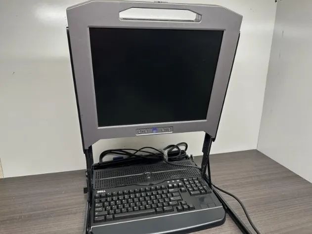Monitor Rack Dell Cei-17fp01 Cinza 127/220v