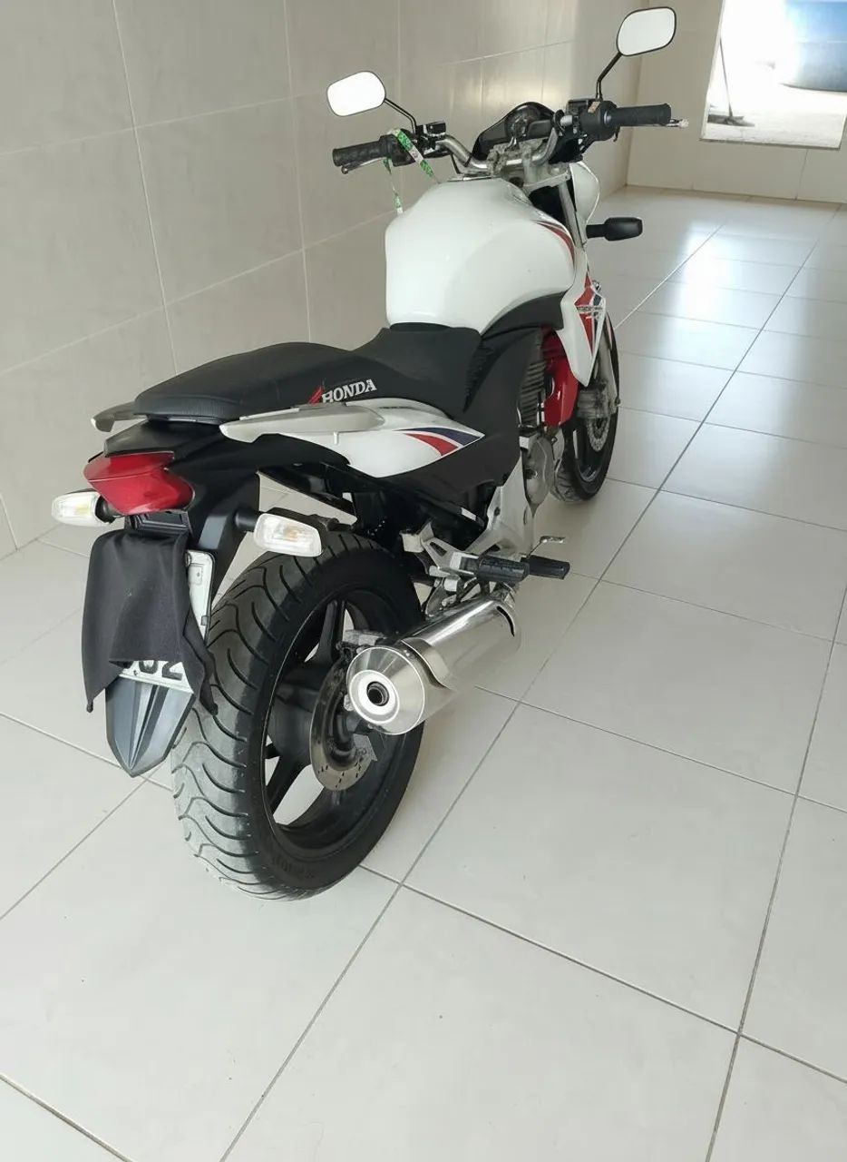 CB 300.  - Foto 3