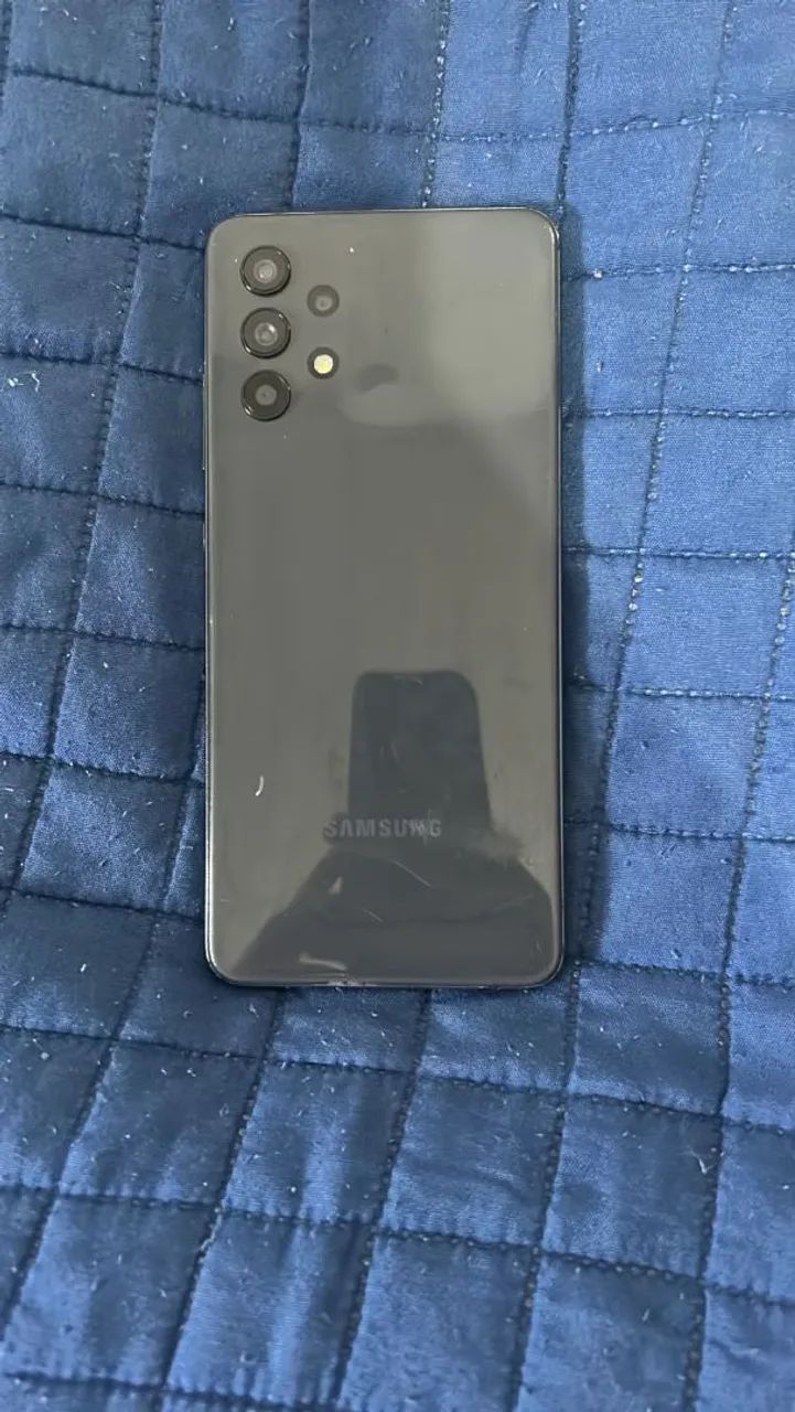 Celular a32