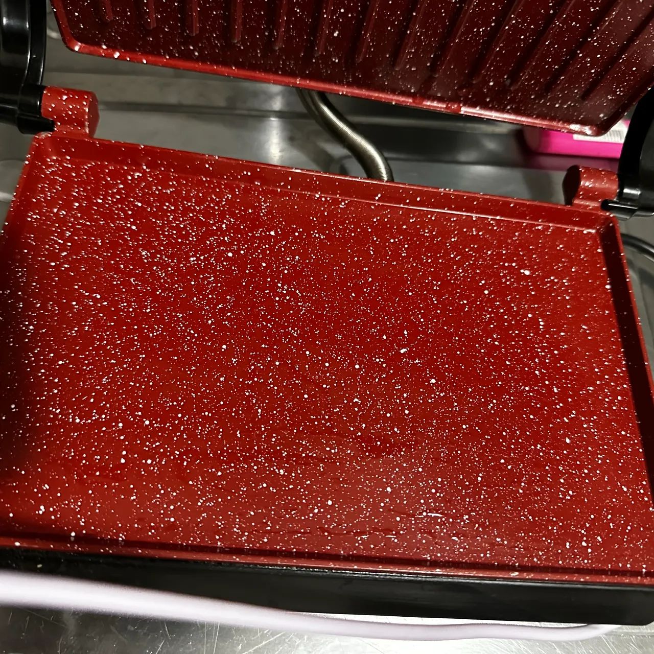 Sanduicheira Grill Britânia Inox Vermelha 