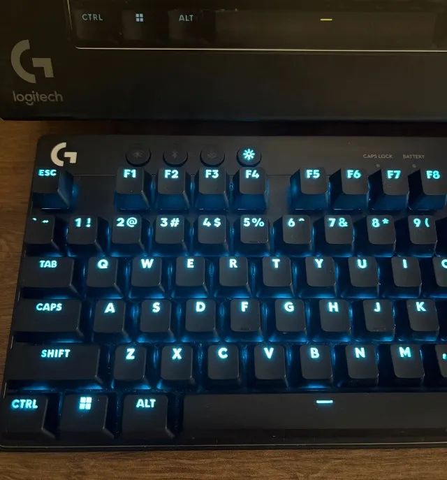 Teclado Sem Fio Logitech G PRO X TKL - Foto 4