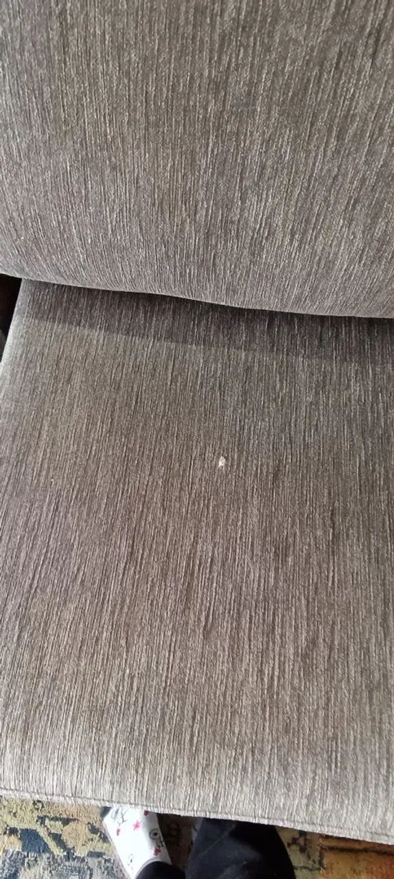 Conjunto Sofás 2 e 3 Lugares Retráteis - Madeira Maciça - Excelente Estado - Foto 2