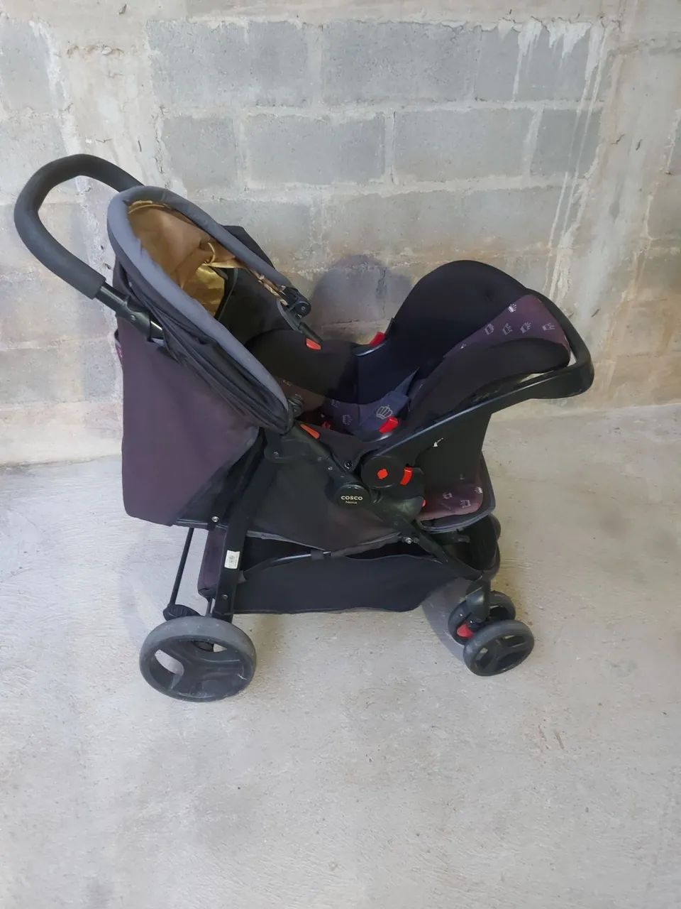 Carrinho e bebê conforto cosco - Foto 2
