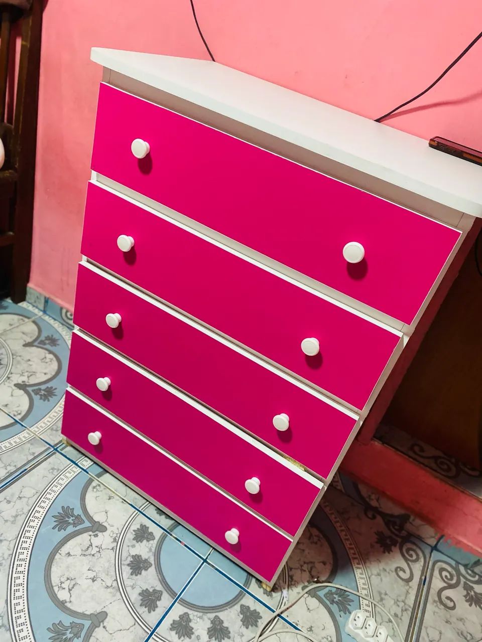 Vendo cômoda 5 gavetas nunca usada !! - Foto 2