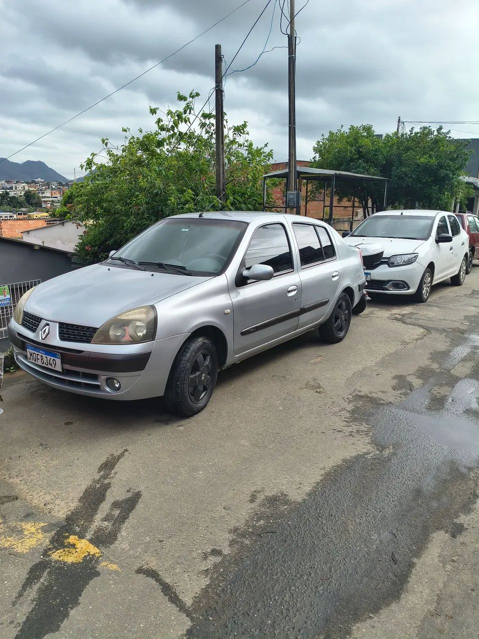 Renault Clio SED RT/ Privilège/ Botic 1.6 16V 4P 2005