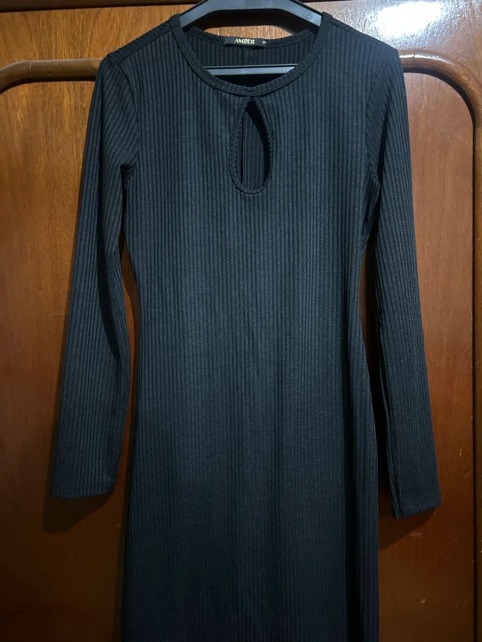 Vestido canelado manga longa 