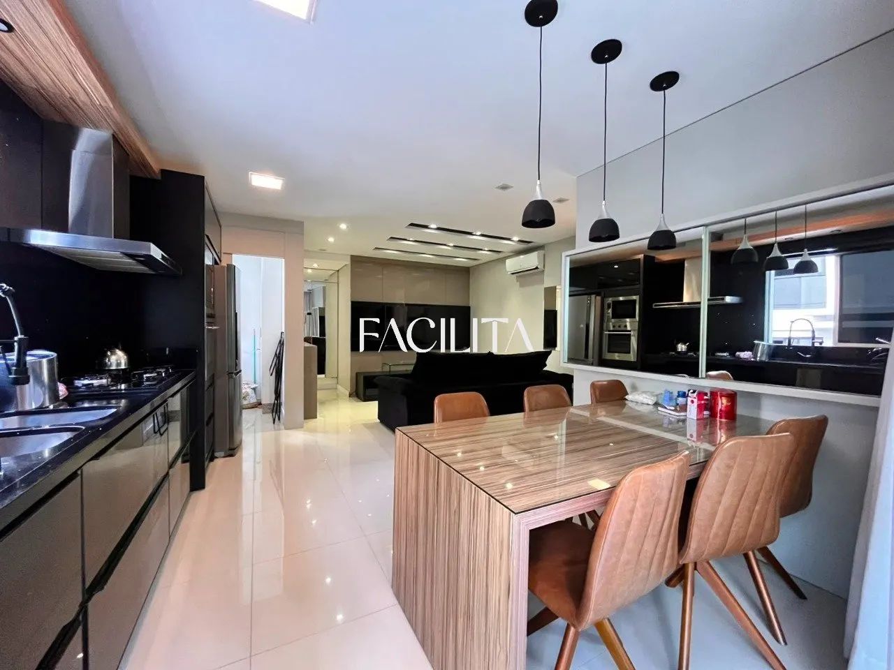 Apartamento com 2 quartos no bairro Canasvieiras, Florianópolis. - Foto 2