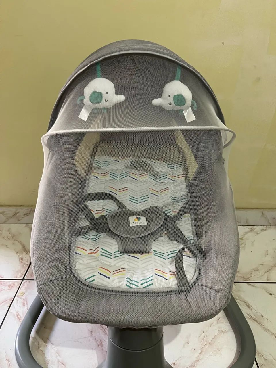 Cadeira de Balanço Musical 