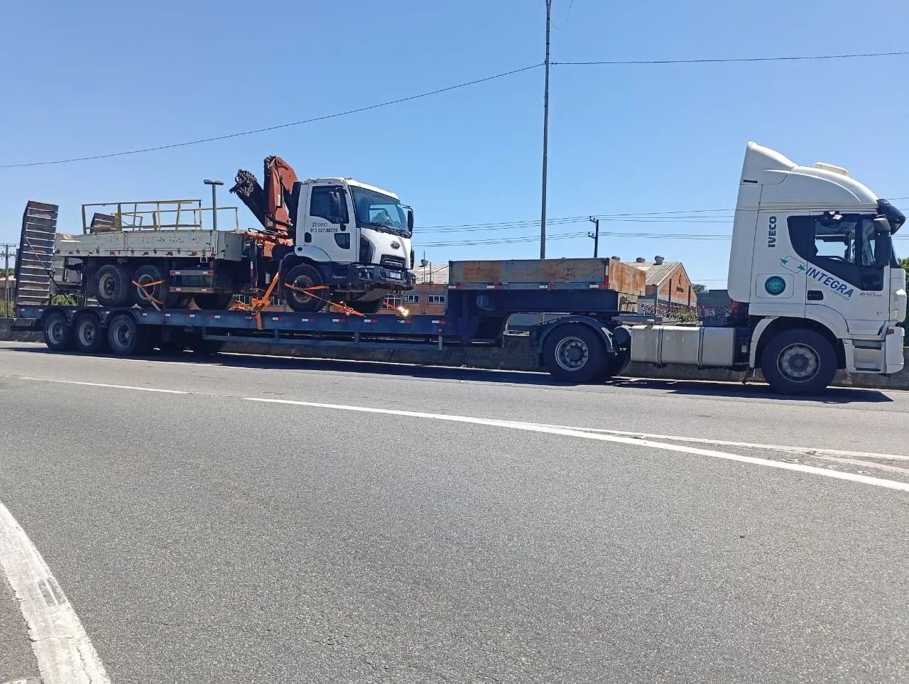MOTORISTA  EMERGÊNCIA  - Foto 3