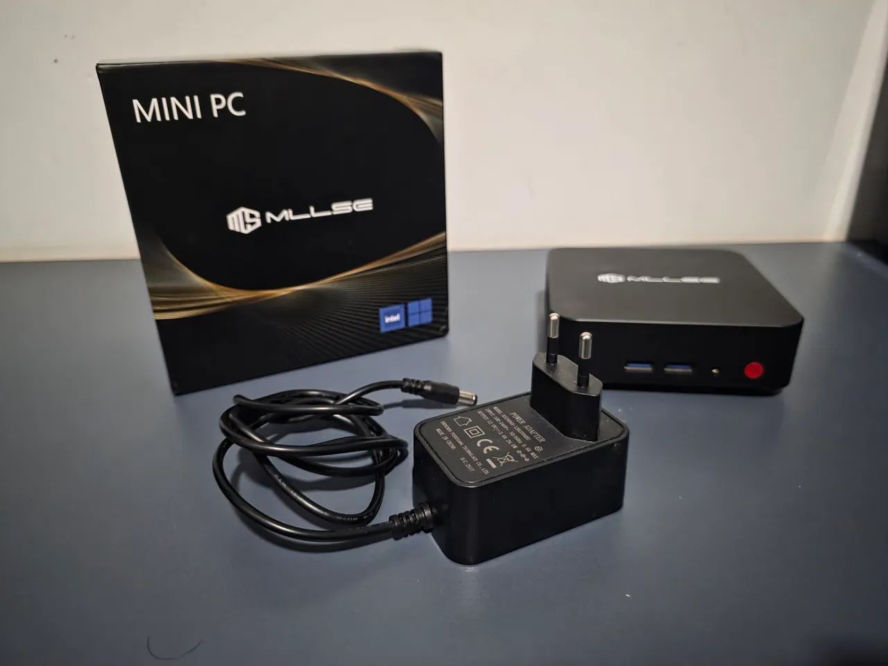 Mini PC intel J3710 8gb de ram 240 SSD