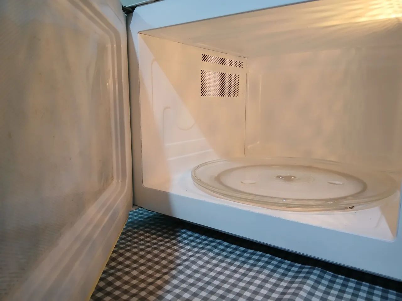 Microondas Electrolux ME28S - Foto 3