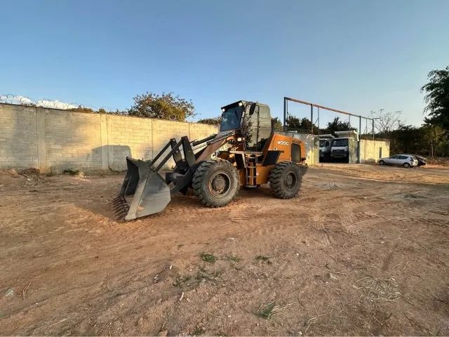 Pá Carregadeira Case W20G ano 2024 - Foto 3