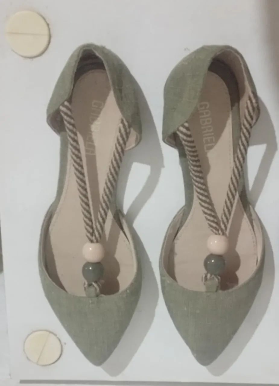 Roupas e calçados