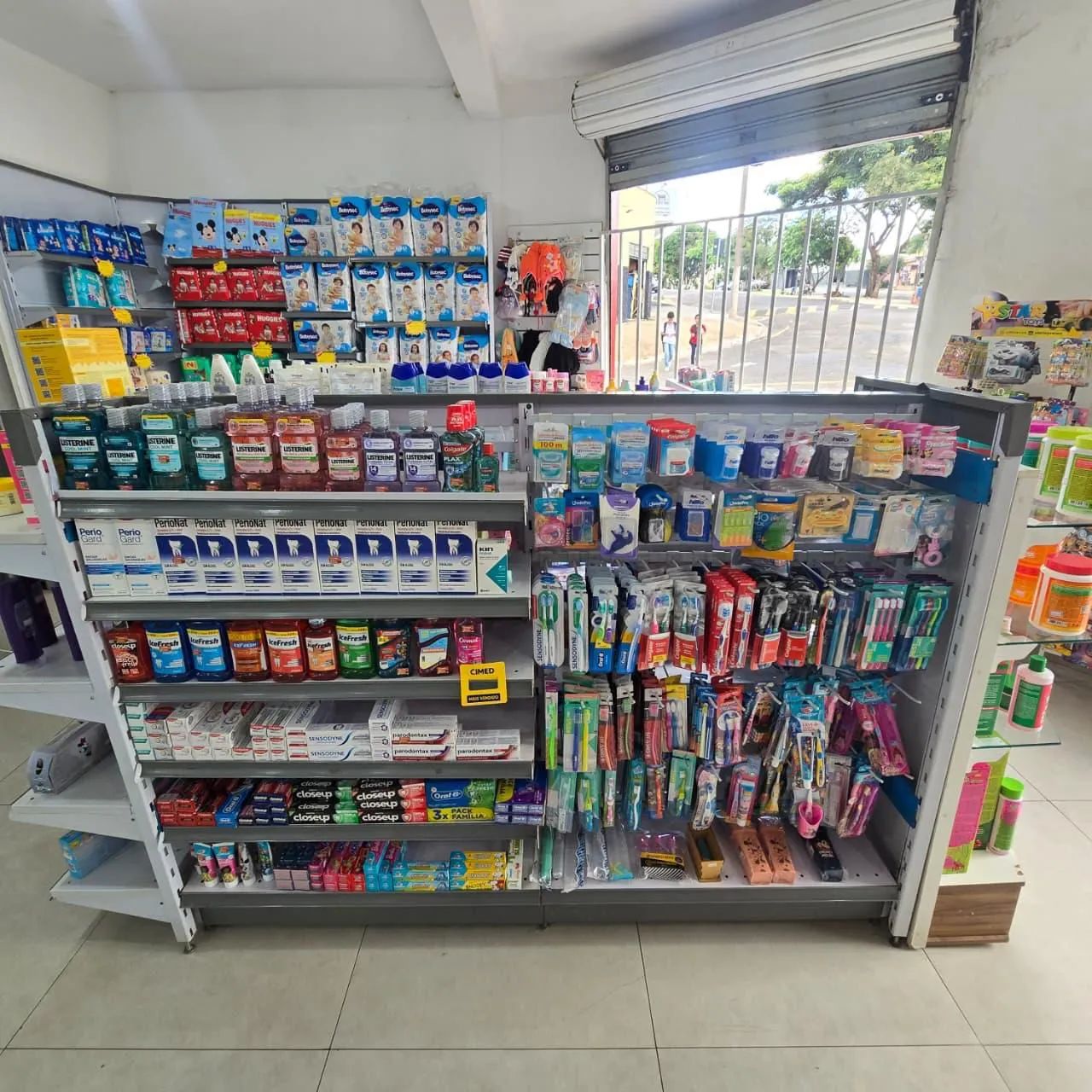 Montagem  drogaria  ou perfumaria  - Foto 5